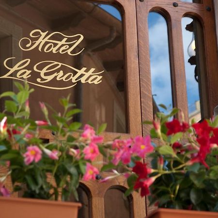 La Grotta Hotel San Marino Dış mekan fotoğraf